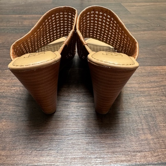Franco Sarto Women Tan Woven Slide Sandals Size 5.5 - Picture 5 of 11
